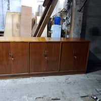 بوفيه نضيف كلش جداً جداً جداً سعره 100  طول 240  الارتفاع 95 يوجد توصي...