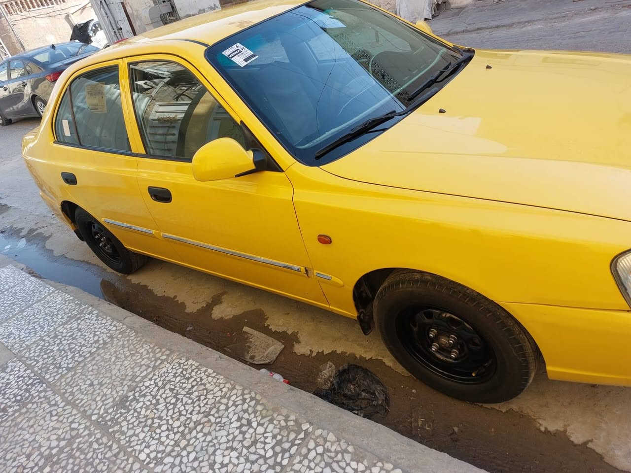 السلام عليكم
فيرونا تكسي 2014 
مسجلة هيئة 
سعرها 70$ مع المجال 
سنوية نافذة ما ساقطة 
ضررها جاملغ ايمن 
مكانها بغداد  الشعلة الأولى 
***********
