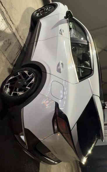 سبورتج موديل 2022 
رقم اريبل. خليجي شركة NiM
فول عده تبريد كشنات 
وكشنات جلد الباقي كله فول 
عداد المسافة 36 KM 
بيها صبغ جاملغ خلفي فقط او طلقة بالبنيد منافذه وشكم رصعه خفيفه ممبينه 
رقم اربيل تحويل مباشر 
للبيع او مراوس نيسان سني هندي 
مكان السياره الاعظميه شارع عمر 
السعر  المطلوب 21000 وبيها مجال 
***********
