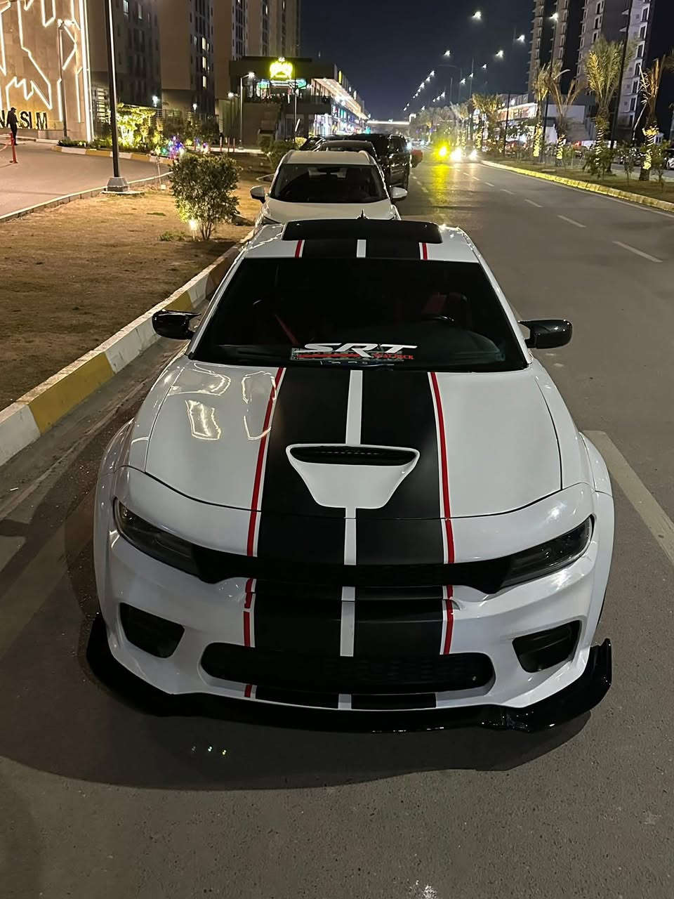 🔥 للبيع: Dodge Charger Widebody — عضلات أمريكية بشكل عدواني 🔥🤍
سيارة قوية تجمع بين الأداء العالي والتصميم الشرس، مثالية لعشاق السرعة والصوت الجبار.
المواصفات:
• Dodge Charger Widebody
• قير أوتوماتيك
• محرك قوي عالي الأداء
• Widebody Kit (هيكل عريض سبورت)
• تصميم خارجي هجومي مع خطوط رياضية
• إضاءة LED حديثة
• جنوط رياضية عريضة
• نظام عادم رياضي بصوت قوي
• ديفيوزر خلفي سبورت
• أنظمة أمان وثبات متقدمة
✨ السيارة نظيفة جداً وحالة ممتازة وجاهزة
📩 للتواصل والاستفسار: مراسلة خاصة


**إذا كنت صاحب هذا الإعلان وتريد حذفه لأي سبب، رجاءا أرسل رسالة إلى الدعم الفني**