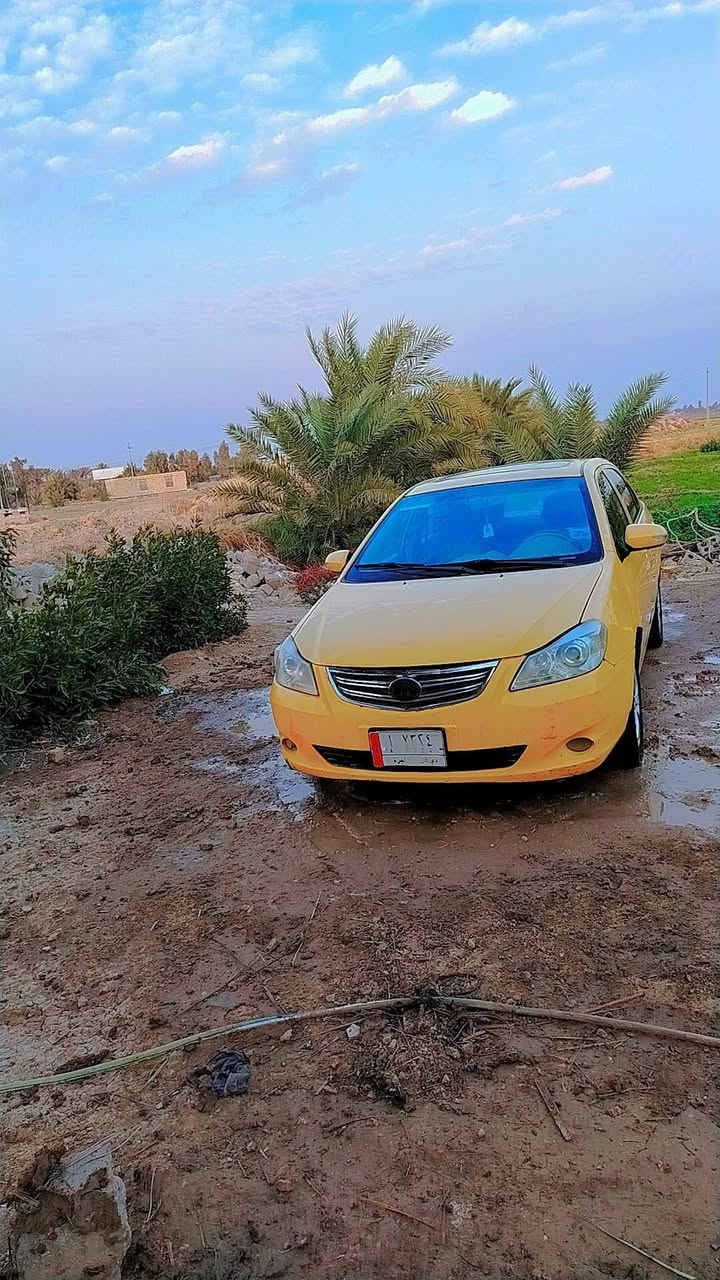 سلام عليكم سياره دي واي دي مديل 13 سياره مكفوله كير ومكينه وشاصي مكفوله من كلشي بصمه مو سويج تخم تايرات سعر 53وبيها مجال مكاني الدوانيه  قضاء شافعيه  ***********
