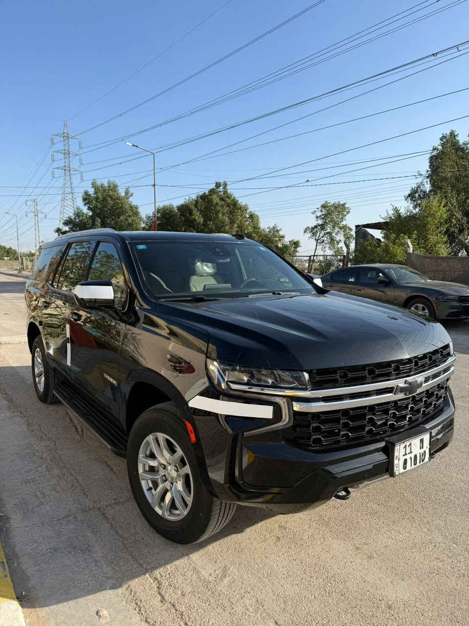 تاهو 2023 خليجي 
فئه ls 
كفاله عامه 
رقم بغداد تحويل مباشر 
مكانه واسط مركز مدينه 
السعر 465 $
اتصال ***********
