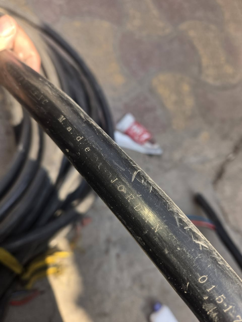 كيبل ٣ فيز اردني ١٦ ملم الصنع اردني مستخدم قليل  متوفر ٣
قطع قطعة ٥٠ متر
وقطعتين ٣٠ متر 
سعر المتر ٨٢٥٠ المكان بغداد المشتل ***********
