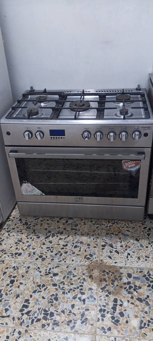 للبيع غراض نضيف شغلات ع فحص لاستفسار وتساب ***********
