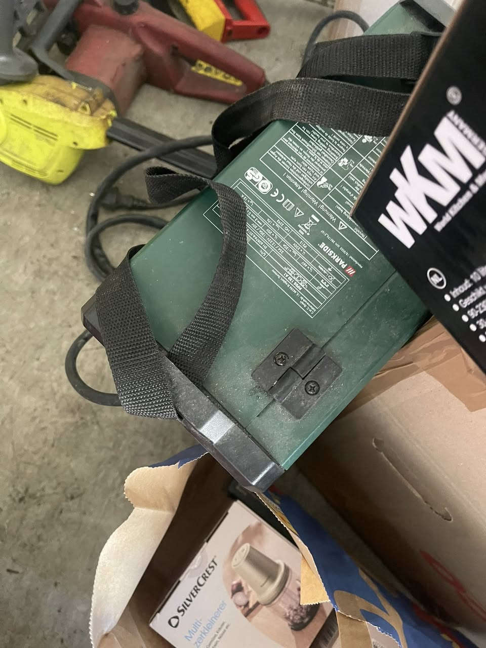 ماكنة لحيم مستعملة قليل شغاله نوع بارك سايد


**إذا كنت صاحب هذا الإعلان وتريد حذفه لأي سبب، رجاءا أرسل رسالة إلى الدعم الفني**