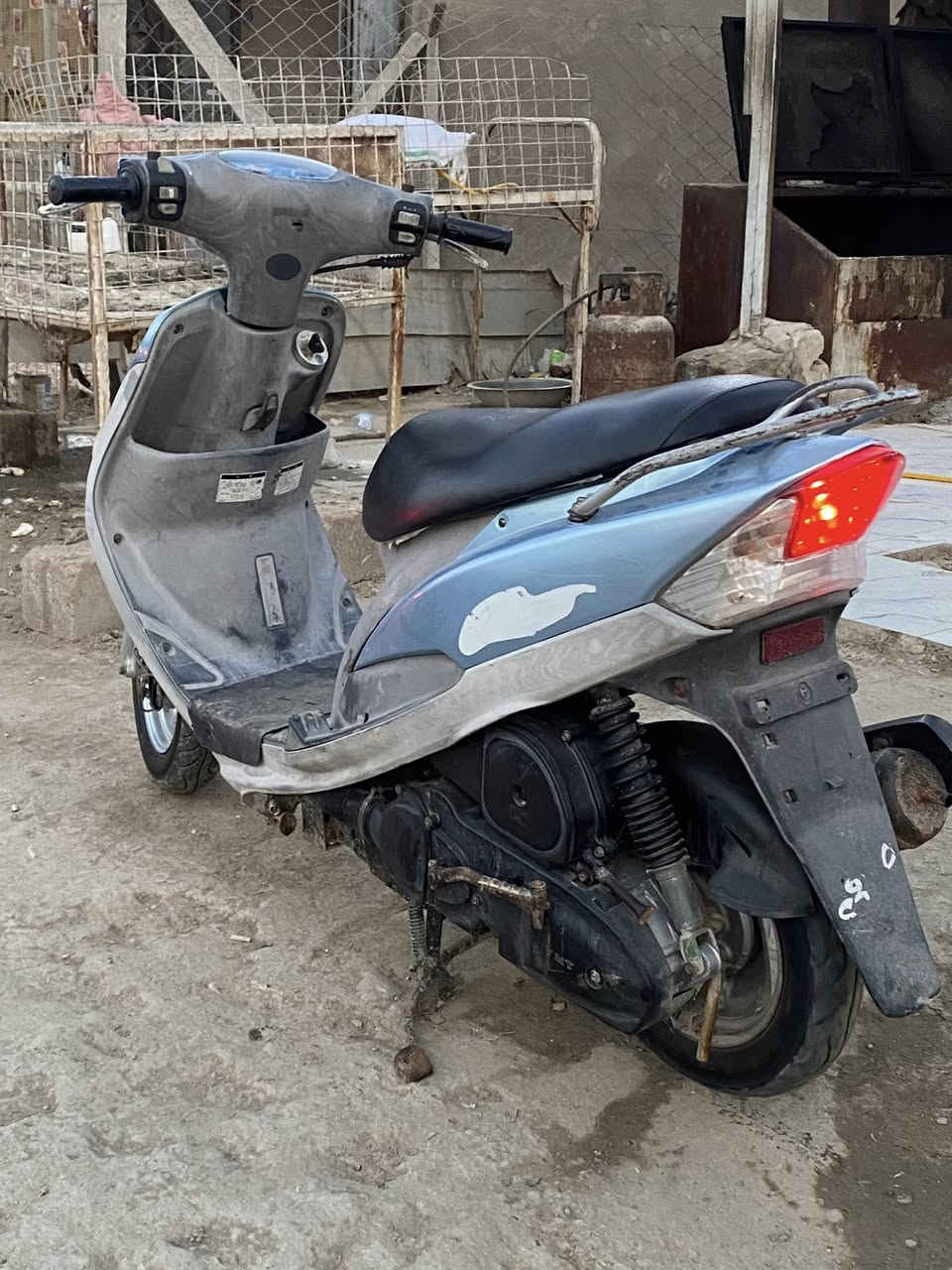 السلام عليكم ماكس منغولي للبيع دراجه كفاله من التاير للتاير مكينه مكفوله دراجه صاله ٤اشهر من نازله من الرمبه دراجه جديده بمعنه الكلمه السعر ٧٧٥متواجد خاص  او هذه رقمي***********مكاني دوانيه
