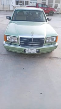 مرسيدس • ١٩٩١ • نضيفه