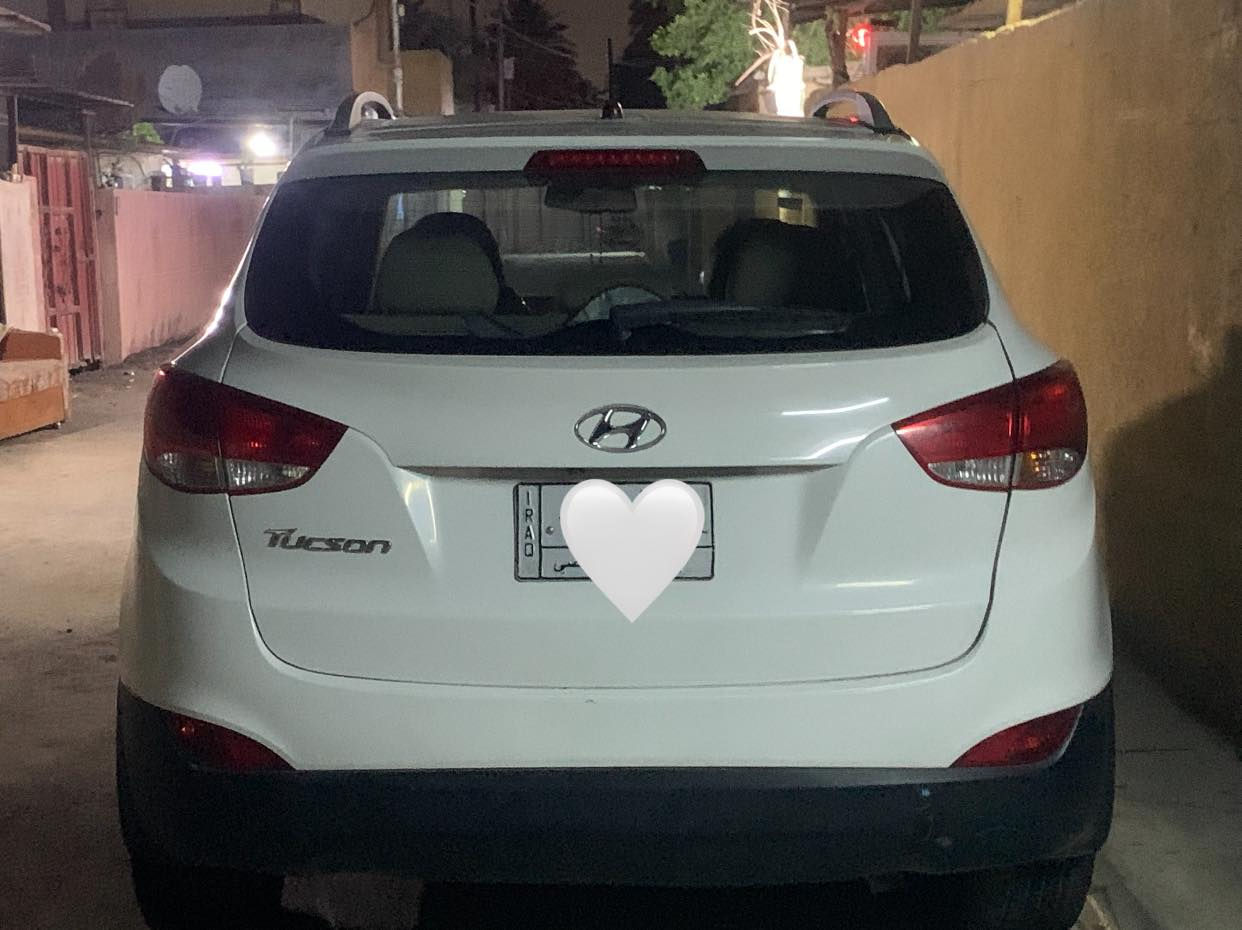 سلام عليكم توسان 2014 للمراوس ب نيسان صني 2025 رقم بغداد اذا اربيل لطبلي   و السياره فول عدا البصمه و الكشن الكهرباء يعني بنوراما شاشه كامره لايت عدسه اشاير بالمري تبريد قطعتين للاستفسار هـ***********
