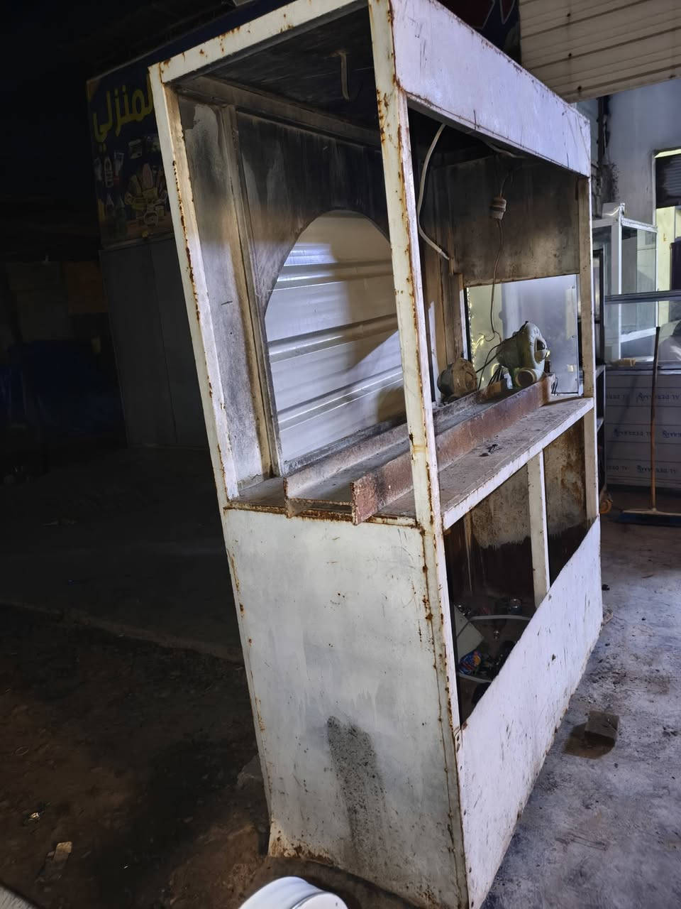 منقلة و طباخ فلافل البيع الشراي يتصل ***********
