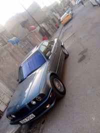 بي ام 525 • قير ومكينة اصلية • رقم اربيل