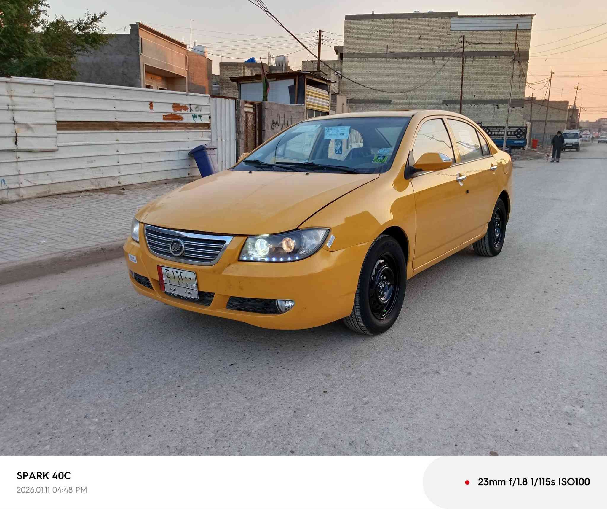 سلام عليكم ورحمة الله وبركاته اخوان ليفان موديل 2013 للبيع أو للمراوس حسب القناعة سيارة كير ومحرك وكلج كورلا كير عادي صدر امامي اخلفي جديد تخم تاير جديد كهربائيات كلهة شغالة غرفتهة نضيفة دوشمة شاشة كل نقص مبيها مكفولة من ضربة وتبديل فقط ملكط بيها خياسات تعمير درجة اولى بيها جراد خفيف جدأ رقم بغداد مشروع وطني  العنوان بغداد العبيدي الرقم *********** السعر 50 وبيها مجال جدأ بسيط مايعجبك المنشور لا تعلق اكو حتة 30
