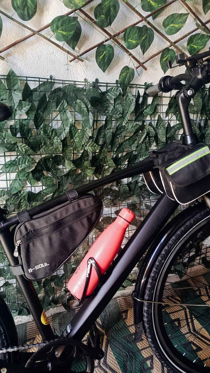 بغداد الشعله
700C HAVEN HARBOR… سلام عليكم  باسكل ترحال

اللون :⚫☑️

المعدن : المنيوم☑️

الحجم 28☑️

وايرات دفن☑️

سرعات خلفية عدد 8☑️

نظام التبديل MICROSHIFT☑️

يحتوي على مقعد طبي☑️

ومسكات لليد مريحة جدا☑️

السعر راسني على الخاص 

مع جرس اصلي من الشركة + ستاند اصلي☑️ +لايت+خوذه+جنطه☑️ أصليه ماركه +مطاريه الصليه+جنطه☑️ اماميه+جاملغات+سيبايه الصليه مختصه للترحال+ مكاني بغداد الشعله ☑️🔘


**إذا كنت صاحب هذا الإعلان وتريد حذفه لأي سبب، رجاءا أرسل رسالة إلى الدعم الفني**