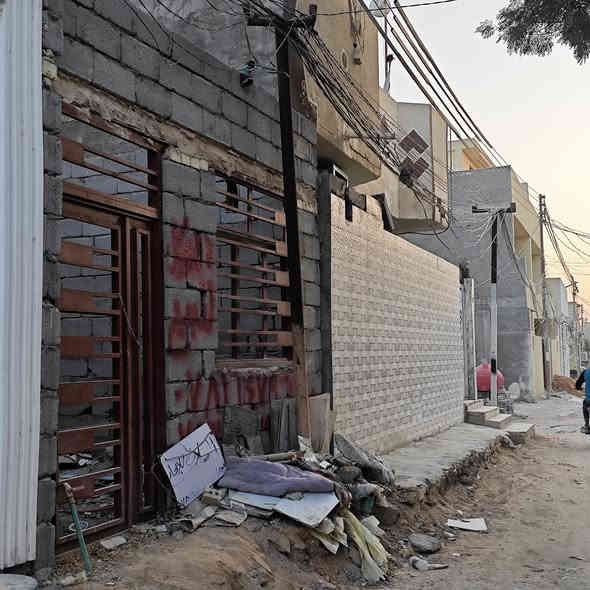 البوبيات عمود73 
بيت هيكل مساحه50متر
السعر29مليون وبي مجال. 
***********
