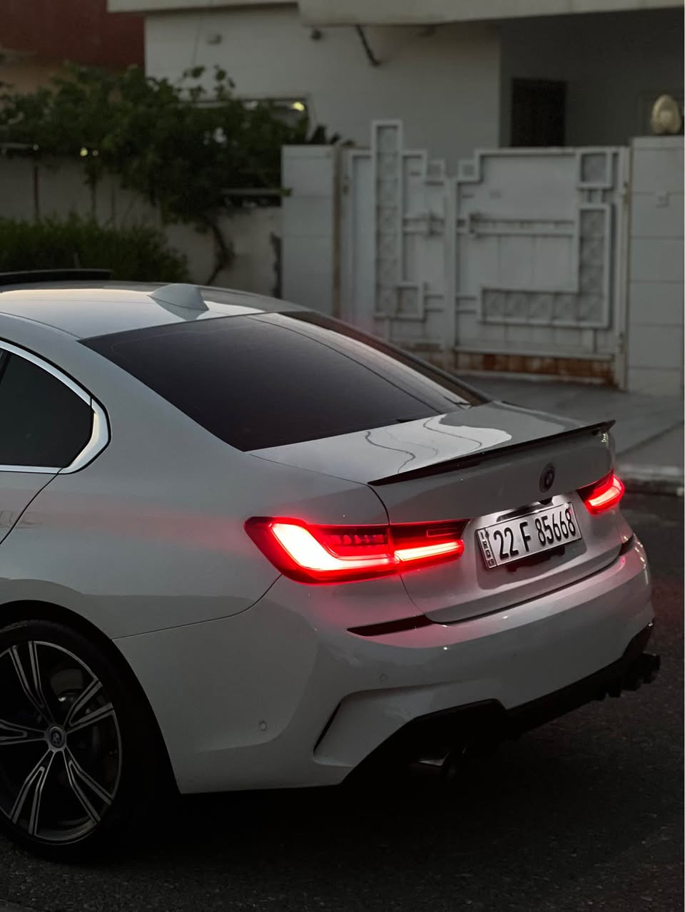 Bmw 330i 2021 individual full
فتحى كبير
داخل مشمش
شاشة 
كاميرة 
كشنات خزن
كشنات كهربائي
كشنات هيتر
كشن سياحي ٥٣٠
لايتات ليد متحرك
رادار ٣٦٠درجة
سيارة فول ما عدا داتاشو
حادث موجود من منشور جاملغ بونيت تبديل بلادي باب سكن صبغ بدون دواخل شرط سونار 
بسمي كلشيء جديد حتى ٢٠٣٠
عنوان اربيل 
***********
وتساب أربيل, العراق
