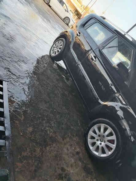 لبيع ٢٠١٣ رقم انكليزي واسط *********** السياره بلنعمانيه بسم ابن عمي سعره ٨٨ بيه مجال
