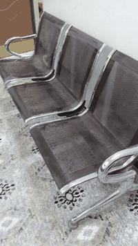 غراض مكتب جديدة للبيع بسعر 200 ألف بيه مجال بسيط جدا...
ميز مكتب مع لوكر منضدي..
كرسي عدد 2
كرسي ثلاثي حديد عدد 2
منطقة ام الكبر والغزلان 
هاتف/***********
