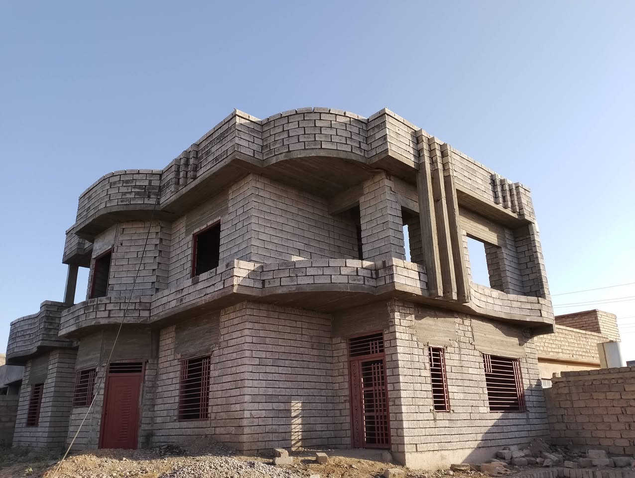 السلام عليكم متواجدين حالين  شرط الشغل ومتفرقين للستفسار *********** سلمان البنه
