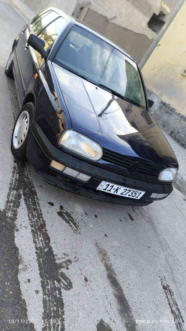 كولف الماني نفخ محرك 1800
كير ومكينة جديد مكفولات 
كير اوتو
داخلهة جديد
السيارة لا خياس ولا حادث ولا تبديل 

ديكو جديد 
شوتة اير فلو جديد
مصبوغة جمالية 
مازدات اساور
صدرهة نظيف
تخم تاير جيد ويل بلادي مال كولف
السيارة مصروف عليها ومرتبة ونصبتها حلوه 
رقم بغداد انكليزي ولتحويل مباشر سياره ب اسمي 
السيارة  55 الشراي ***********
