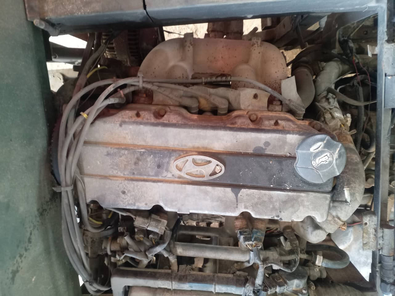 سلام عليكم محرك كير وضفيره        وتحويره كامله سوناته تو مال كصه   ملاحظة يذه اكو مراوس محرك كورله  ***********
