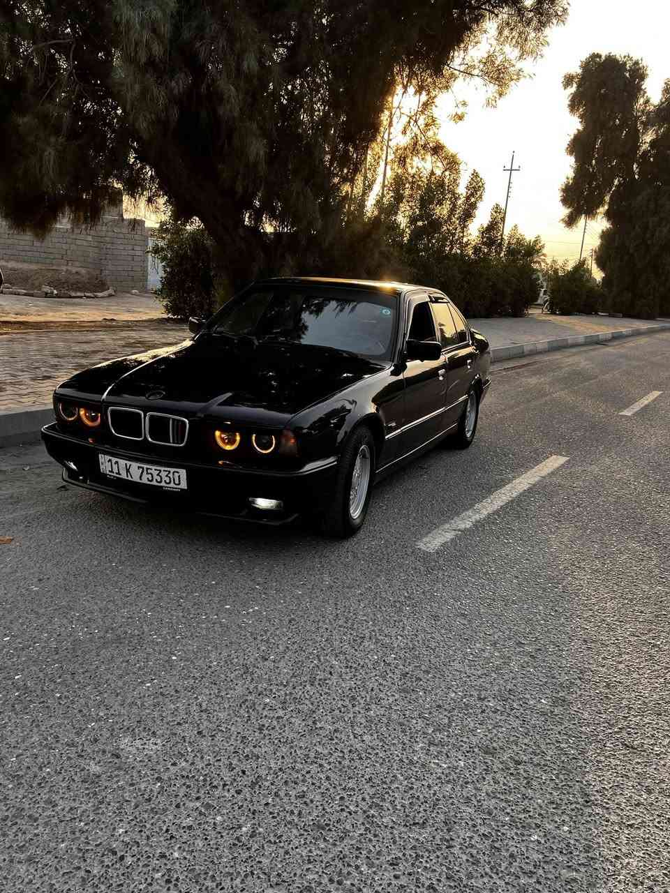 سياره للبيع مكينه 20مشتري لها كصه مال 40 حاليا مكينتها40
سياره سستم كامل صوت ام بي فاير 2

سنتر لوك شغال تصعيد جام مع قفال 

تخم تاير 
سعره 85

حداديه 90/100

سياره خير من الله غرفتها جديده

تواصل عاى هذا رقم ‭0777 338 9088‬

موديل 1993 رقم بغداد مكانه بصره
