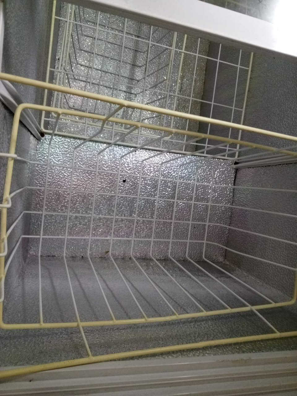 مجمدة للبيع جديد بالكارتون
صار شهر من خذته رايدهة 275
واذا أكو سبلت طنين اراوس ماكو مشكله
*********** النجف, العراق
