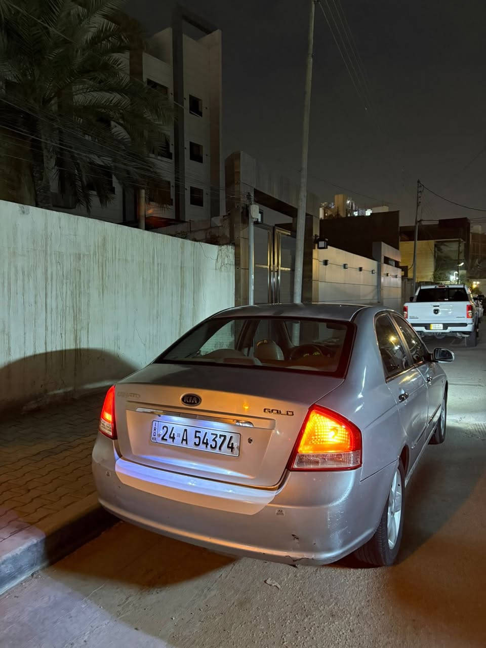 سيراتو موديل 2008 رقم دهوك بيها جاملغات خلفيه صبغ والجاملغات الاماميه مبدلات نفس اللون تحويلها ثاني يوم للستفسار ***********
