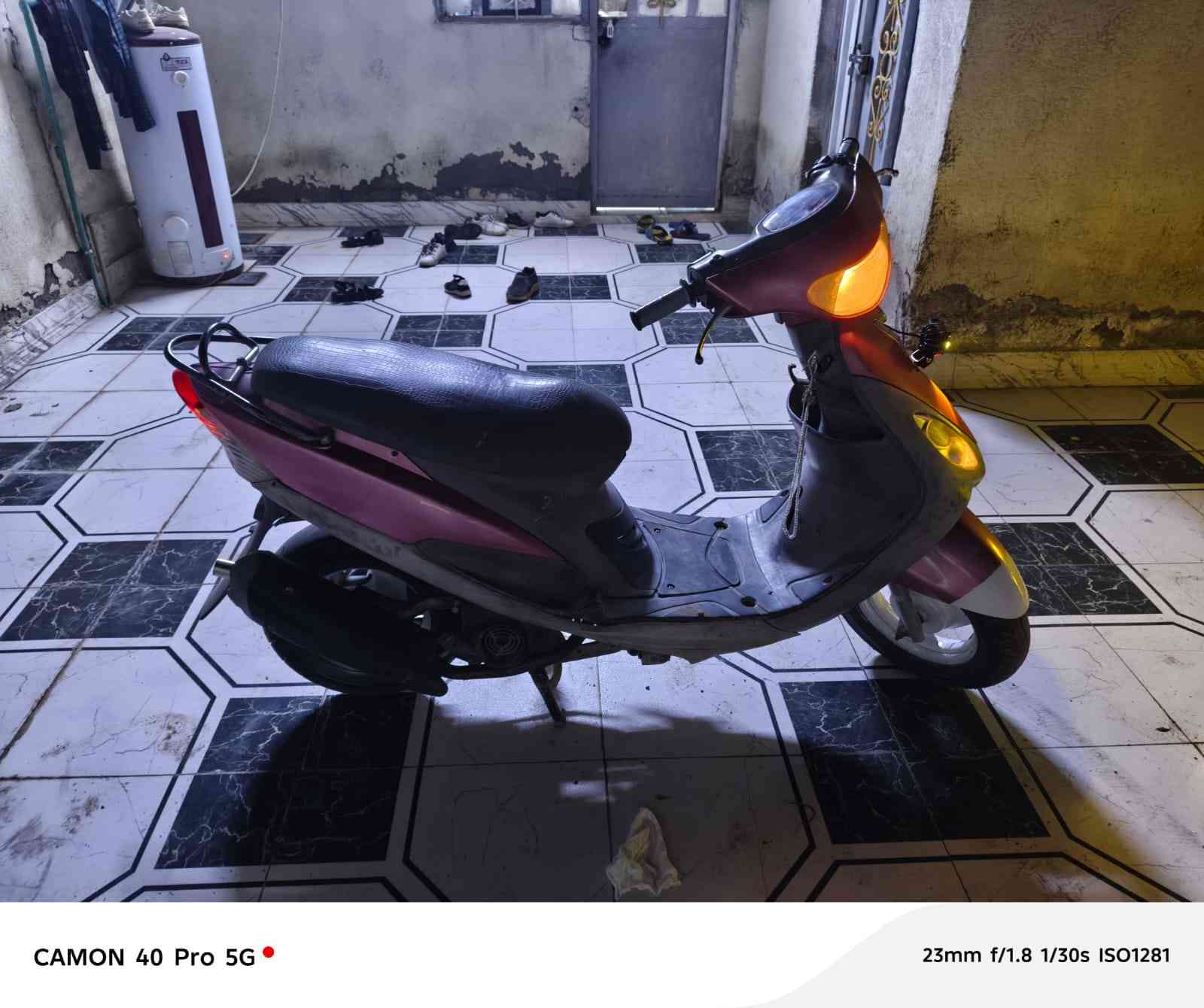 السلام عليكم 
دراجه ماكس منغولي للبيع 
الدراجه جاهزه من كلشي كلشي شغال بيه سلف هندر لايت بك لايت اشاير والدراجه جاهزه من كلشي والدراجه ابد مامتعبه من الدوام للبيت وللبيت للدوام احطله دهن امزويل 10w40 الدراجه مفتوحه فقط ولفات الدواخل اصليه مالته هنه والترايش والراغب في الشراء يتصل ***********
