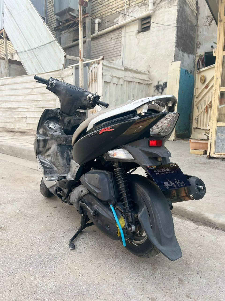 سلام وعليكم دراجه جيتي ار الدراجه نضيفه حيل للبيع مستعجل علا بيعتها الدراجه نكره بأي وقت دبل اشاره رباعي كهربائيات كلها شغاله دراجه نصبتهة حلوه السعر650 مجال حك الجيه المكان بغداد البياع رقم الهاتف ***********
