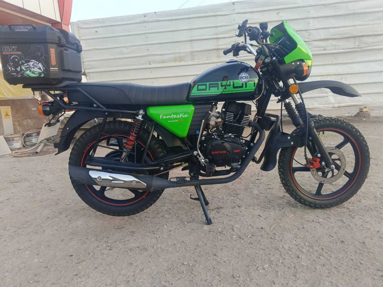 السلام عليكم اخوان
دايون جبلي موديل 25 كسر فلين اوراق سكنر 

بعدهه عالسحك شوفه عينك ماشيه 424 كيلو فقط شرط وحش بالشارع دراجه زيرو بصمات 

ومزوده هورنات وجنطه... بالعافيه عالياخذهه 

سعر 1600.... ***********

مكاني حله شوملي 

مكاني حله شوملي
