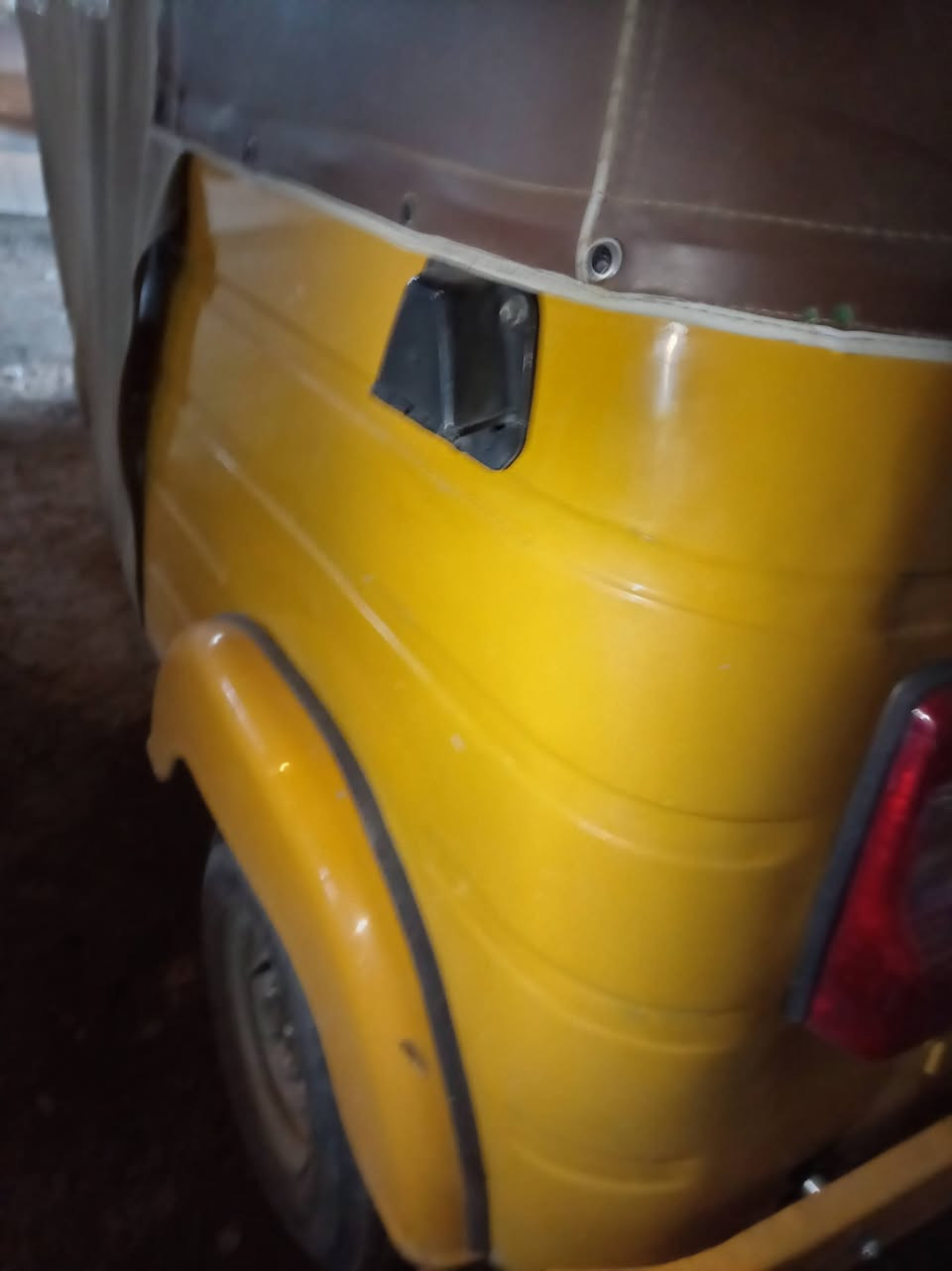 سلام عليكم تكتك البيع مديل 20رقم بغداد انكليزي شهر ، 7
***********
