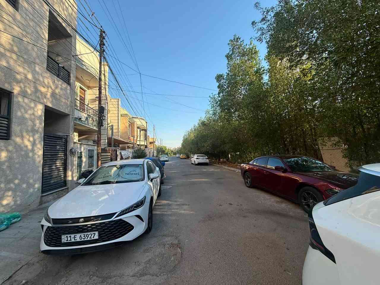 السلام عليكم اللايجار مشتمل 150 متر طابق ثاني تلث غرف نوم صالة مطبخ خدمات موقع حي الجهاد الشارقة خلف شارع مباشر هاتف ***********
