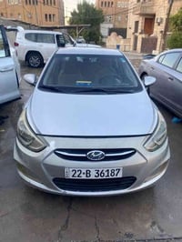 اكسسنت 2017 للبيع  محرك 1600 المرغوب السيارة داخلة كلين للعراق  بس هنا...