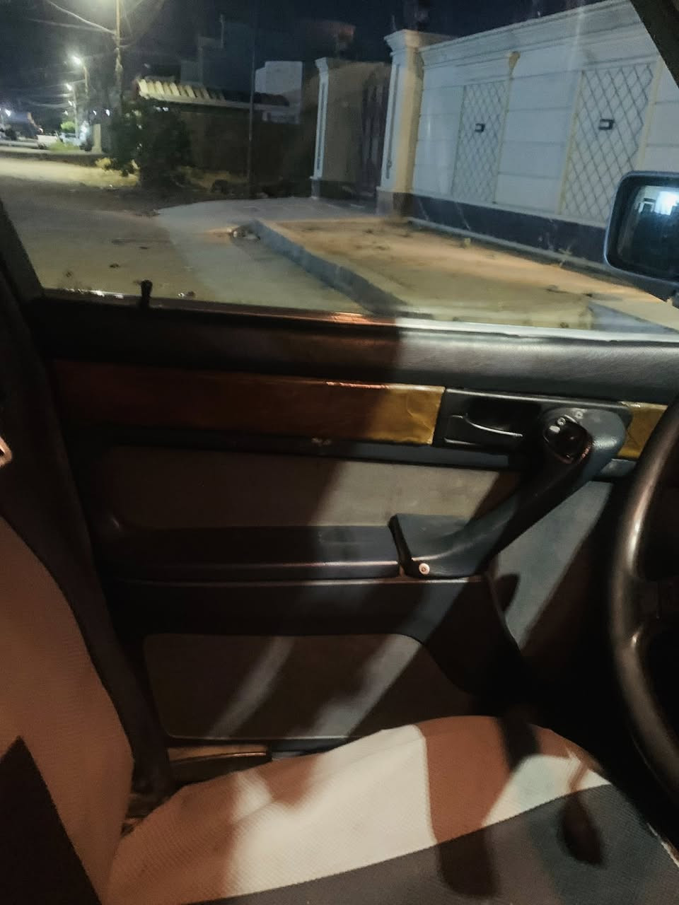 سعر١٨كير عادي سياره جاهزه صدر كير مكينه كهربائيه كله شغاله ما اندل صاحبه ***********
