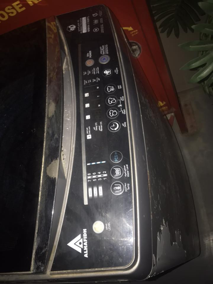 غسالة LG بس الفرة بيهه بطيئة سعره ٧٥  للاستفسار ***********
