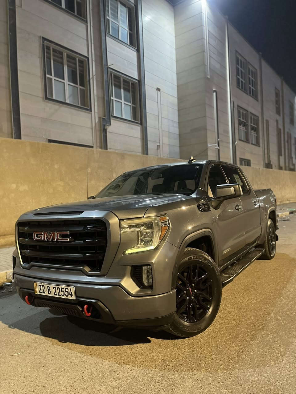 سلام عليكم ورحمة الله
GMC سيرا 2019 
8V 5300 
باب طويل وبدي كصير سيارة كفالة حادثهة كلش حلو بل ربع مال جاملغ الورة صبغ فقط مكينة كير كفالة سيارة جاهزة تخم تاير  رقم اربيل تحويل او وكالة 
الاستفسار: ***********
مكاني بصرة
