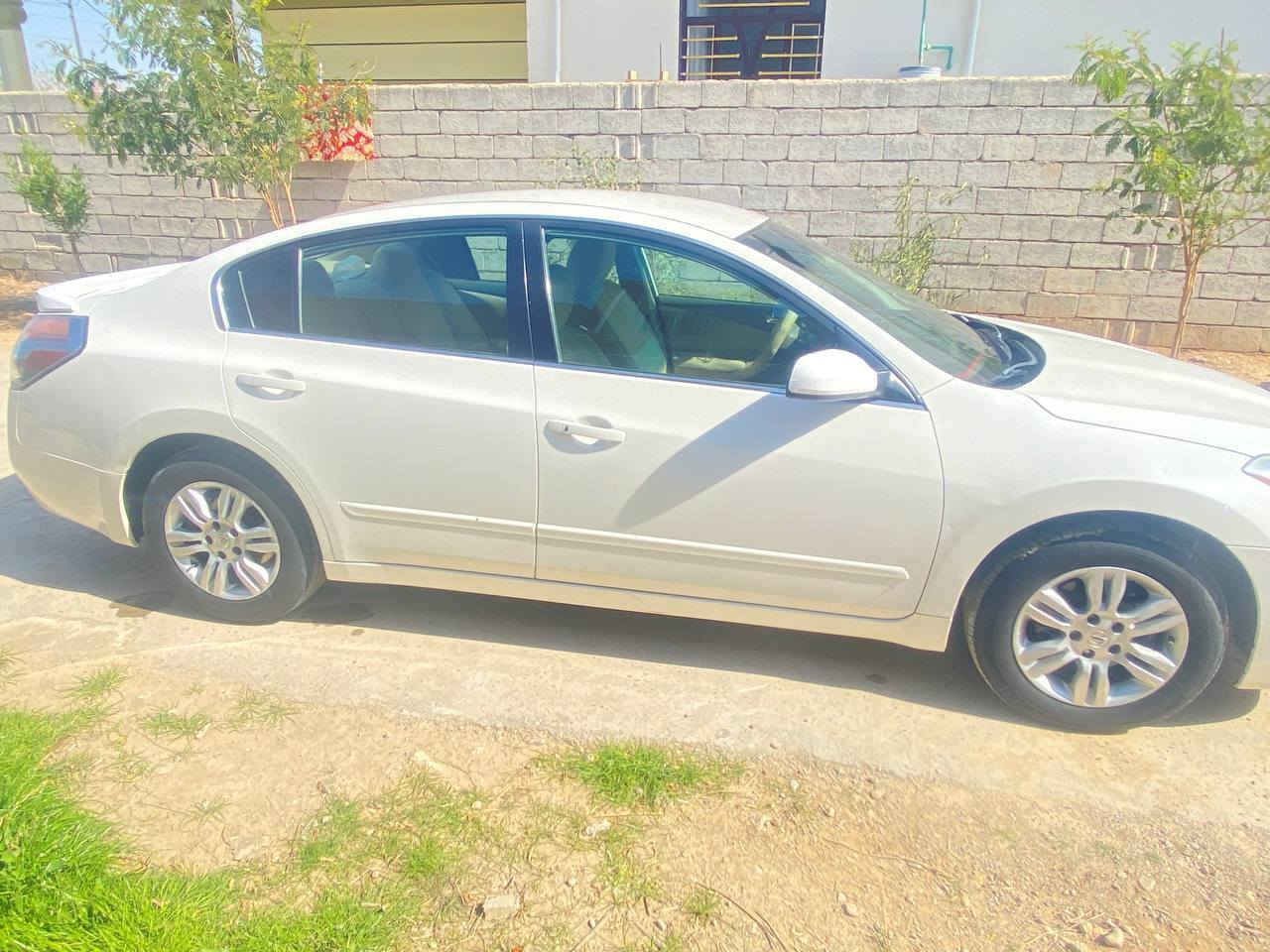 اسلام عليكم
سيارة التيما للبيع موديل 2012 خليجي
مكفولة كفالة عامة
الاتصال على الرقم ***********
مكلف بالنشر
