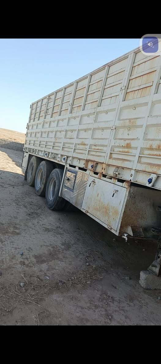 سلام عليكم عربانه 3 دناكير طول12 و نصف كامل كهربايات عربانه جاهزه عل شقل ما تصرف عليه كلشي جوبلس ضهر بودي كلش نضيف هذا رقم للتواصل ‏‪***********‬‏
