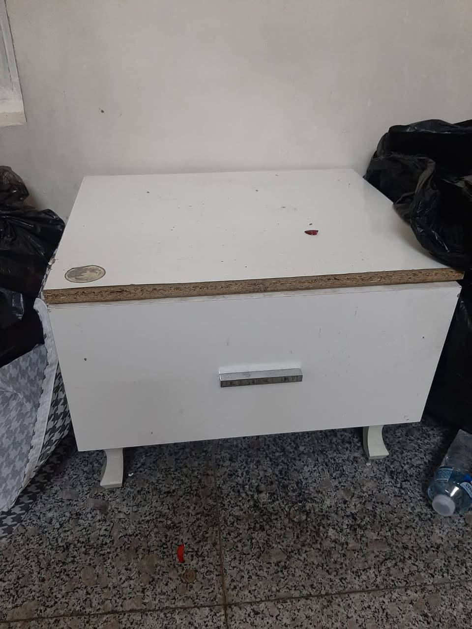 غرفة نوم بابين سلايد مع ميز تواليت و دولاب و اسرة عدد3


**إذا كنت صاحب هذا الإعلان وتريد حذفه لأي سبب، رجاءا أرسل رسالة إلى الدعم الفني**