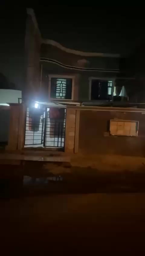 سلام عليكم بيت لبيع طابو صرف بسمي مساحه ١٨٠متر زعفرانيه ***********
