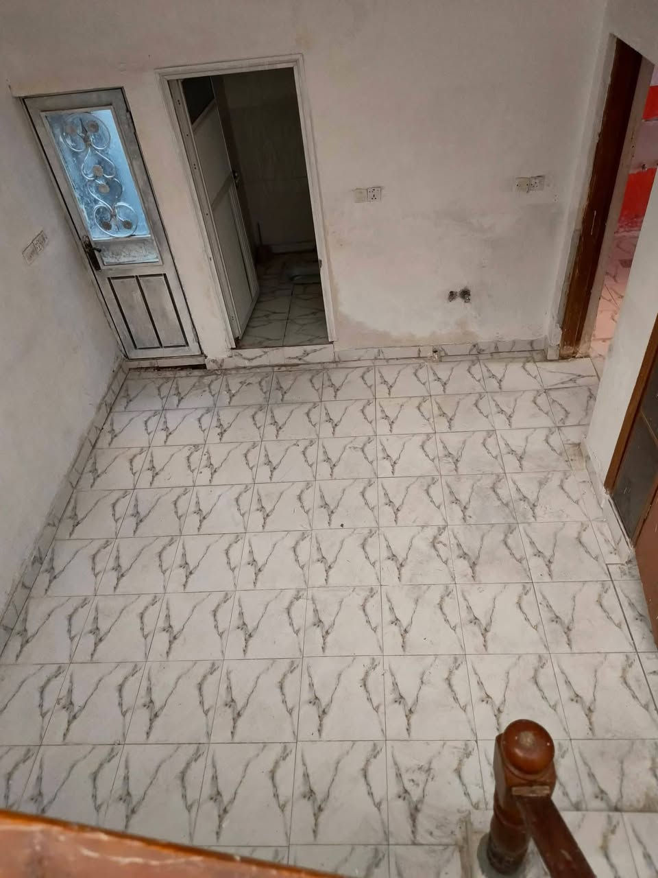 دار للبيع طابو سند 25 سند البيت الاصلي موجود عندي. صب كونكريت عرض الشارع 5م الموقع البوبيات عامود 31 وتنزل منطقه الودي قريب على مدرسه الغزالي مقابيل مدسه العتدال بناء بلوك خدمات كامله ماعده التبليط يبعد عن التبليط او الشارع العام 250م يرهم بيع او مراوس  يبعد عن الامام كيلو ونص مساحه البيت 100م وجهيه 8نزال 12 مامسكون السعر السابق 85 تم تنزل السعر الحالي 65 وبي مجال مستعجل ع بيعته
 للاستفسار اكثررر
***********

***********

اني صاحب الدار
