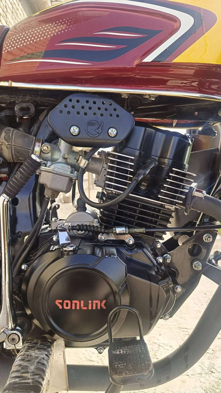 دراجه ضاغطه وزنجيل موديل ٢٥ اوراق الدراجه نضيفه نضافة عالميه بس بيها طخه بل تانكي بسيطه اوكعلك تانكي من سعرها للشراي الاستفسار خاص ٨٠٠ وبيها مجال للطيبين


**إذا كنت صاحب هذا الإعلان وتريد حذفه لأي سبب، رجاءا أرسل رسالة إلى الدعم الفني**