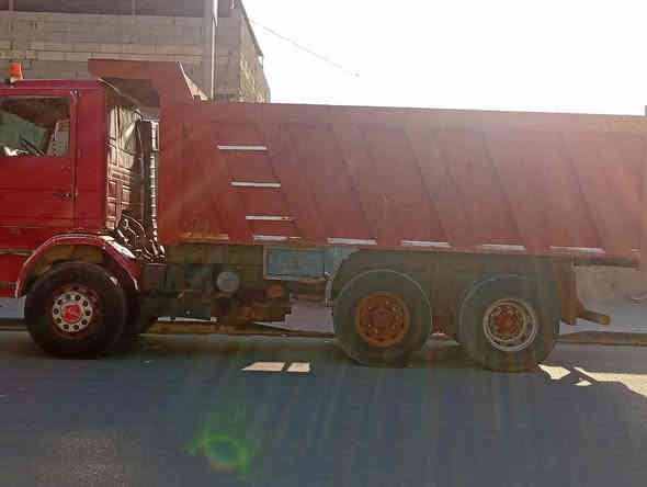 سلام عليكم سياره للبيع.
113
محرك 12ونص.   كير 5.5 مجموعه فراشه 16. شاصي مكفول. بدي مايلر    قماره تعباانه. تواير جدد. السعر 125
رقم الموبايل ***********
