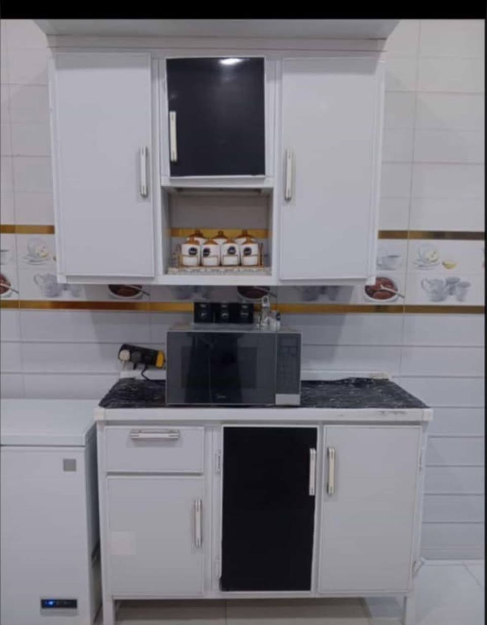 مترين ونص وسنك مترا و20وتعليك يعني 4قطع الشراي هاذ رقمي للتواصل ***********
