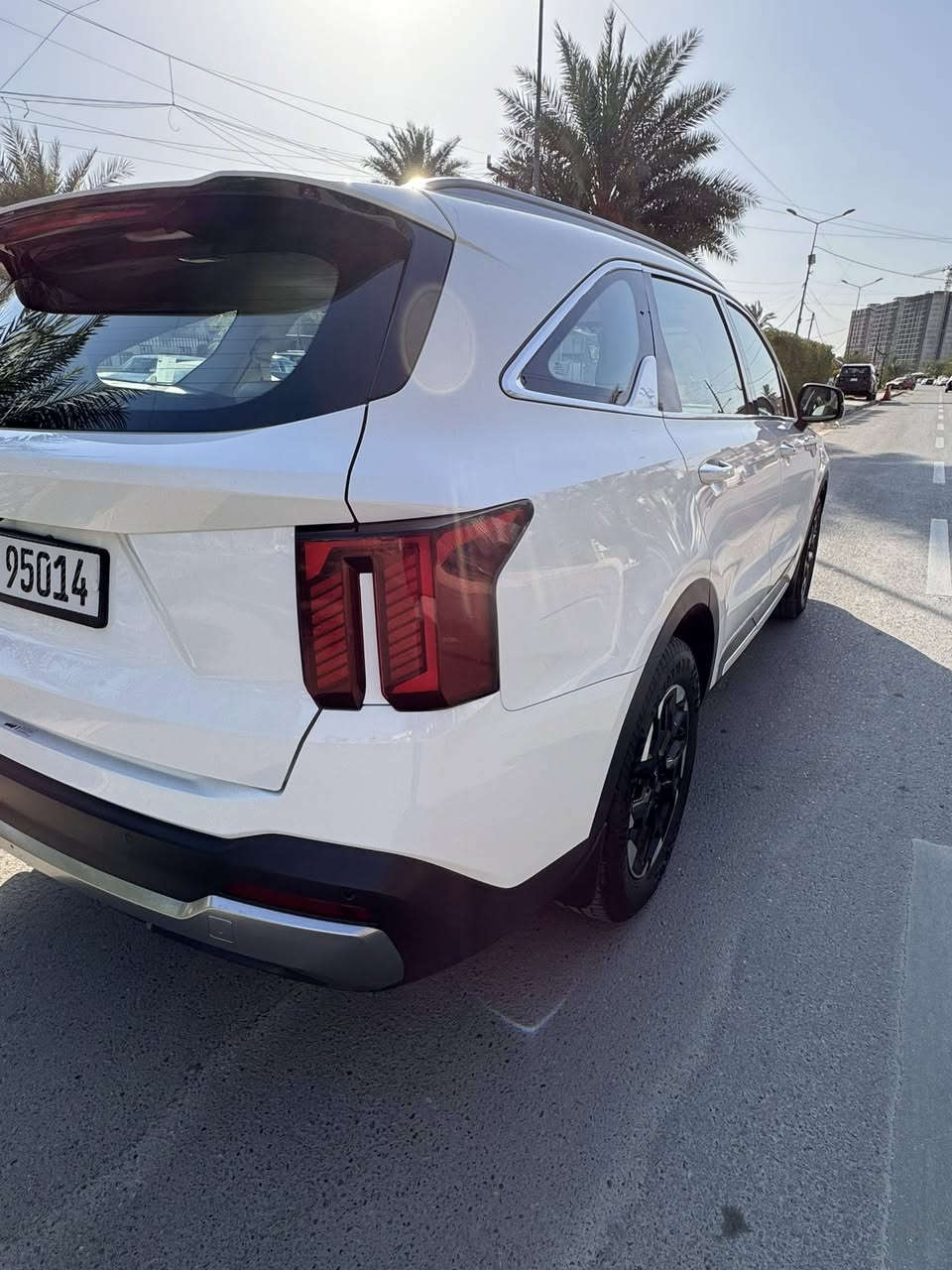 سورنتو2025 ( خـليـجـي ) بانوراما 

ضمان شركة اكدال 

ماشيه 14 الف كيلو متر 

رقم بغداد ب سمي  ثاني يوم احولك

المواصفات  فول مواصفات اعلى فئة 

شاشه متصله 

شاحن واير ليس 

4 مودات قيداده 

تحكم جهتين 

تبريد شاشه لمس 

مسجل لمس 

بصمه تشغيل عن بعد 

محرك 2500 … 4 سلندر 

شاشه كامره نفكيشن خرائط 

الباب الصندوق كهربائي  

زينون 

حساس امامي خلفي

كامره دوراره

كشنات كهرباء 

كشنات جلد 
وبعد هواي مواصفات بيهة 
و الكاعيه جلد مغلفهة

بغداد الحرية  
السعر 315 وبيهة مجال 
سونار موجود بالصور

***********
