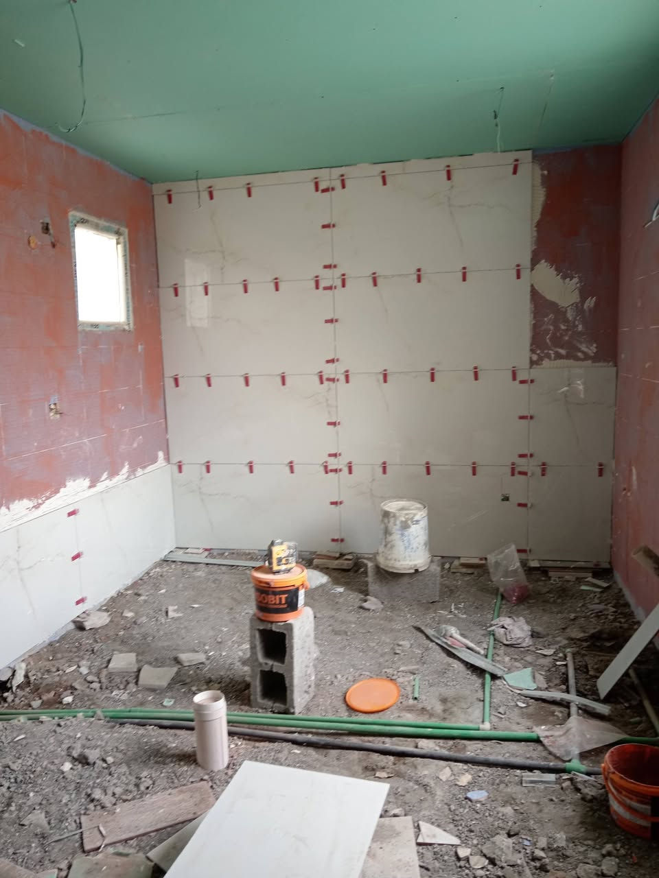 اصطه سيراميك جدران وارضيات شغل هندسي بأسعار مناسبه لتواصل واتساب ***********
