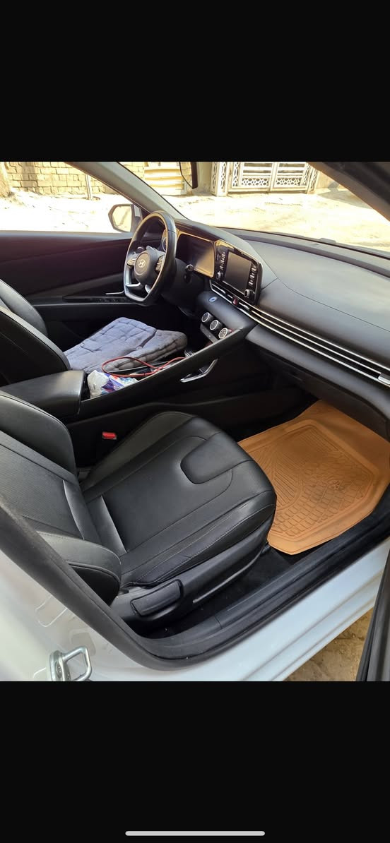 السلام عليكم النترا 24 تجميع صيني ماشيه 80 بدون اي تبديل فقط طخه بل جاملغ السياره جاهزه ***********الامين الثانيه النواب
