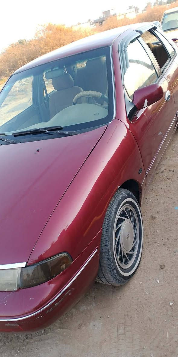 للبيع سيفيه موديل1992  مكاني بغداد سعر 35وبيهه مجال***********
