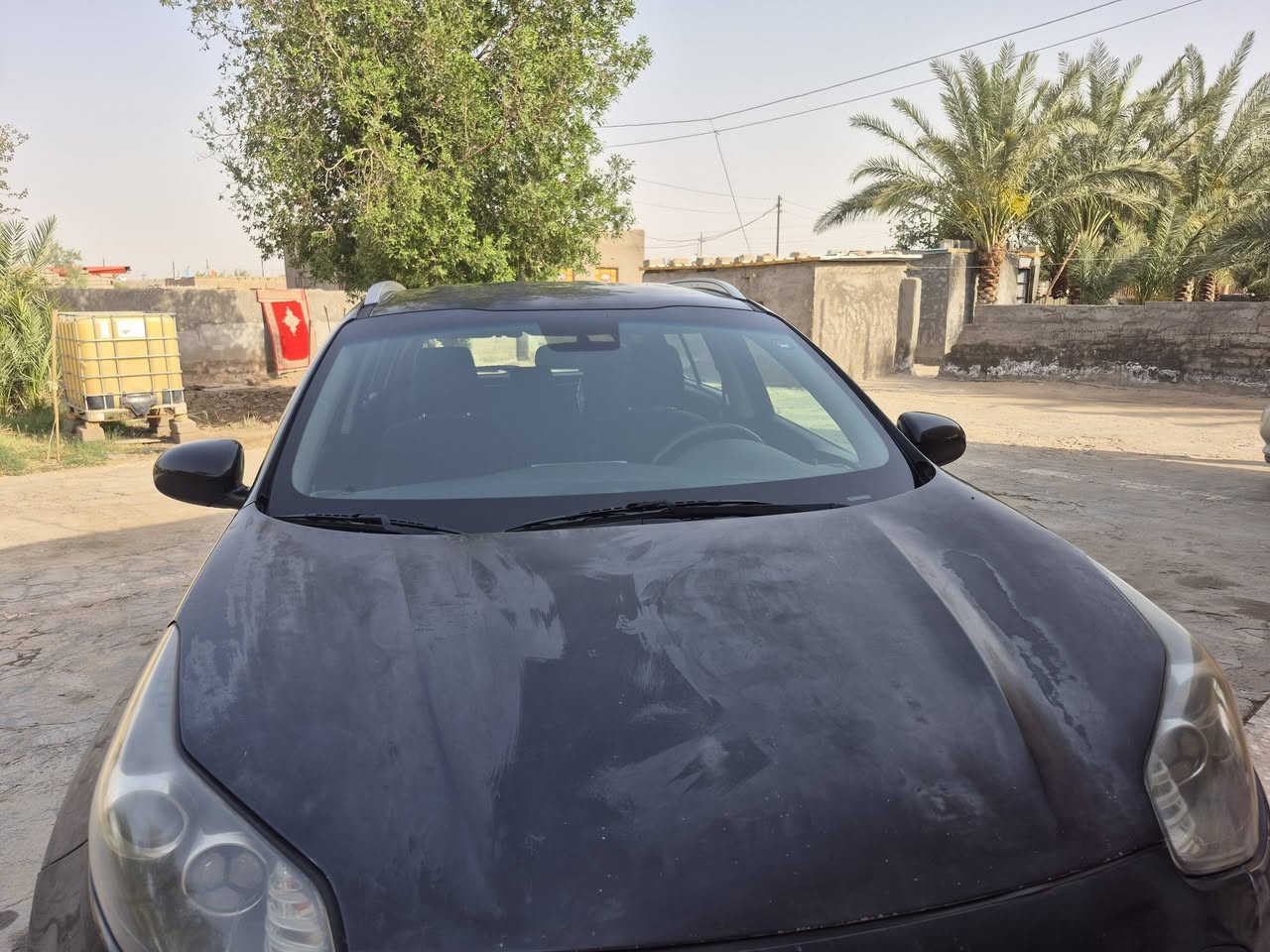 السلام عليكم كيا سبورتج موديل 2017 خليجي بيها بنيد جارد وباب السدر صبغ فقط رقم اربيل نكليزي نص فول سياره جديده مال بيت مكان السياراه البصره القرنه للاستفسار الاتصال/
*********** 
***********
