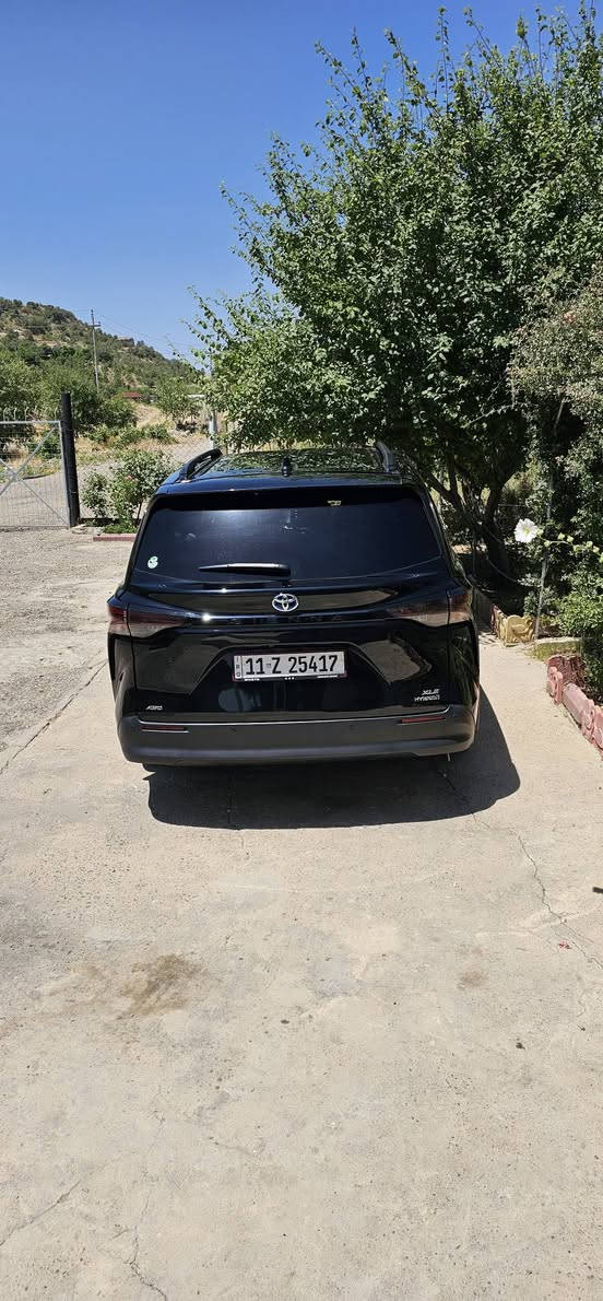 اللهم صلي وسلم وبارك على سيدنا وحبيبنا محمد تيوتا سينا ٢٣ رقم بغداد بأسمي جديده لوك مكفوله كفاله عامه مطلقه من كلشي مكفوله من بارد اوزلغ اوحالوب اوغرق شرط فئة XLE معروفه مواصفاتها دون ذكر التفاصيل بسعر ٣٣٥ ورقه وبيها مجال مكان السياره الانبار هيت للاتصال وتفاصيل اكثر يرجى الاتصال على الرقم *********** اتصل واني خادم أبو ايهاب
