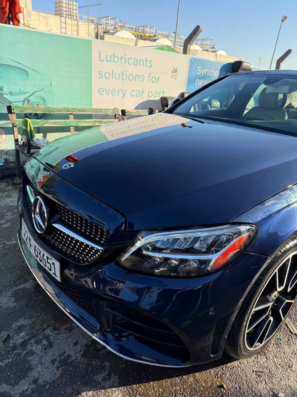 مرسيدس c300
حادث جاملغ فقط مكفول من دواخل
مواصفات 
بانورما
داخل بيج
شاشه وسط
كامره خلفيه
كشنات كهرباء وتدفئه
رادارات محيطية
مكينه كير مكفولات 
جنطه كهرباء
سعر السياره ٢٢٨٠٠$ وبيها مجال بسيط
***********
نفق الشرطه
